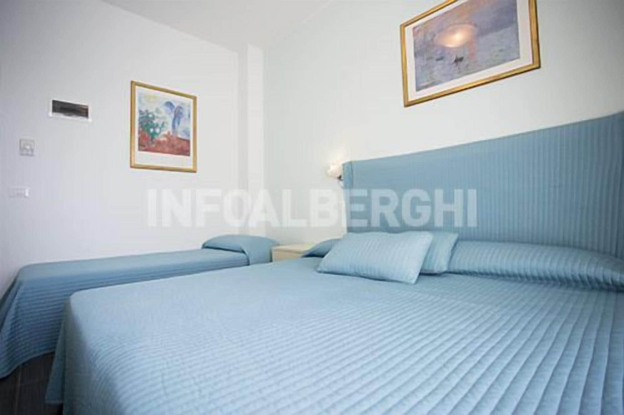 Hotel Spiaggia Marconi ริมินี ภายนอก รูปภาพ
