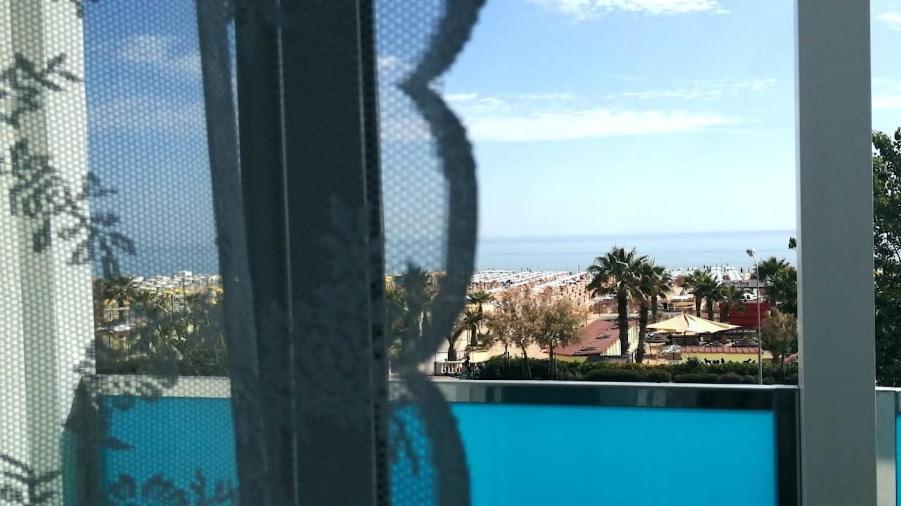 Hotel Spiaggia Marconi ริมินี ภายนอก รูปภาพ