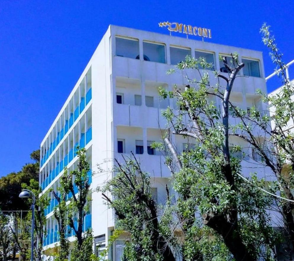 Hotel Spiaggia Marconi ริมินี ภายนอก รูปภาพ